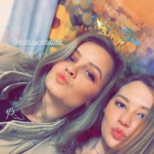 Meet your Posher, Kat